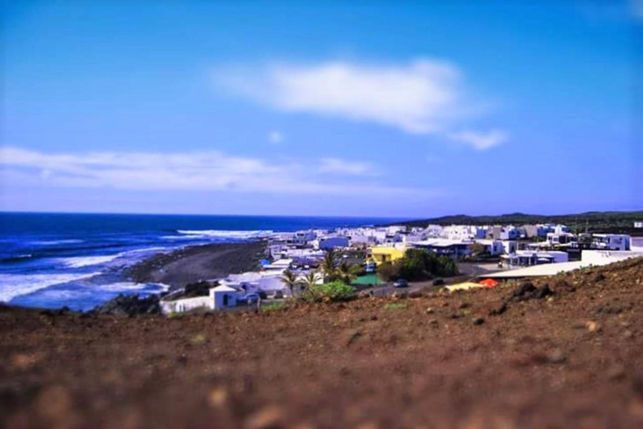 Cozy House In El Golfo + Terraceヴィラ エクステリア 写真